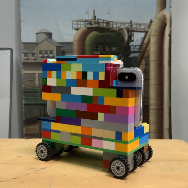 Image of mobile phone camera dolly built out of Lego
